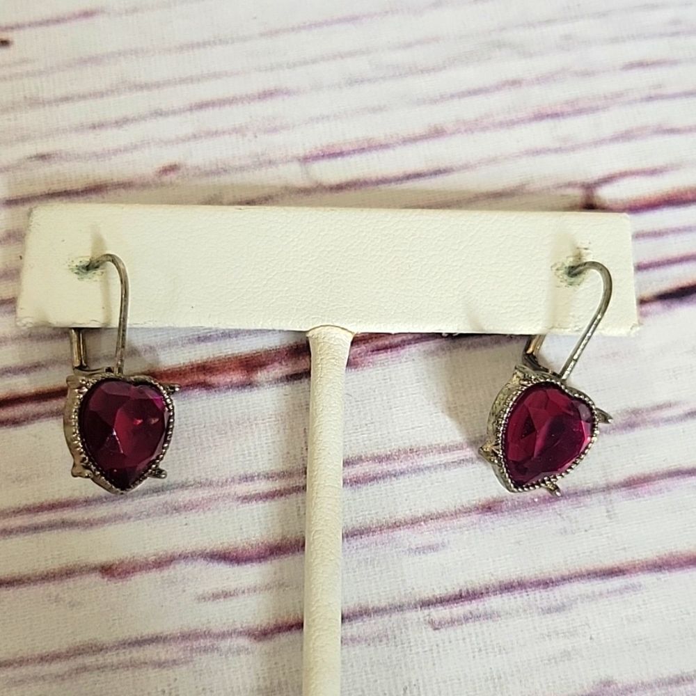 Vintage Ruby Colored Heart Stone Earrings